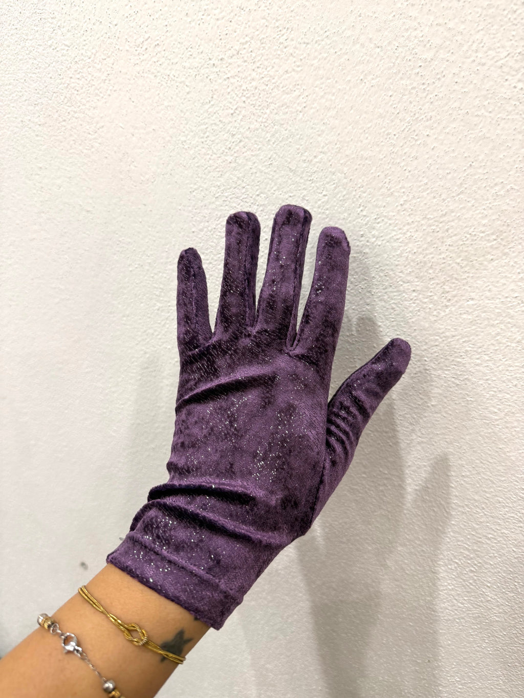 Emmesse® Glove