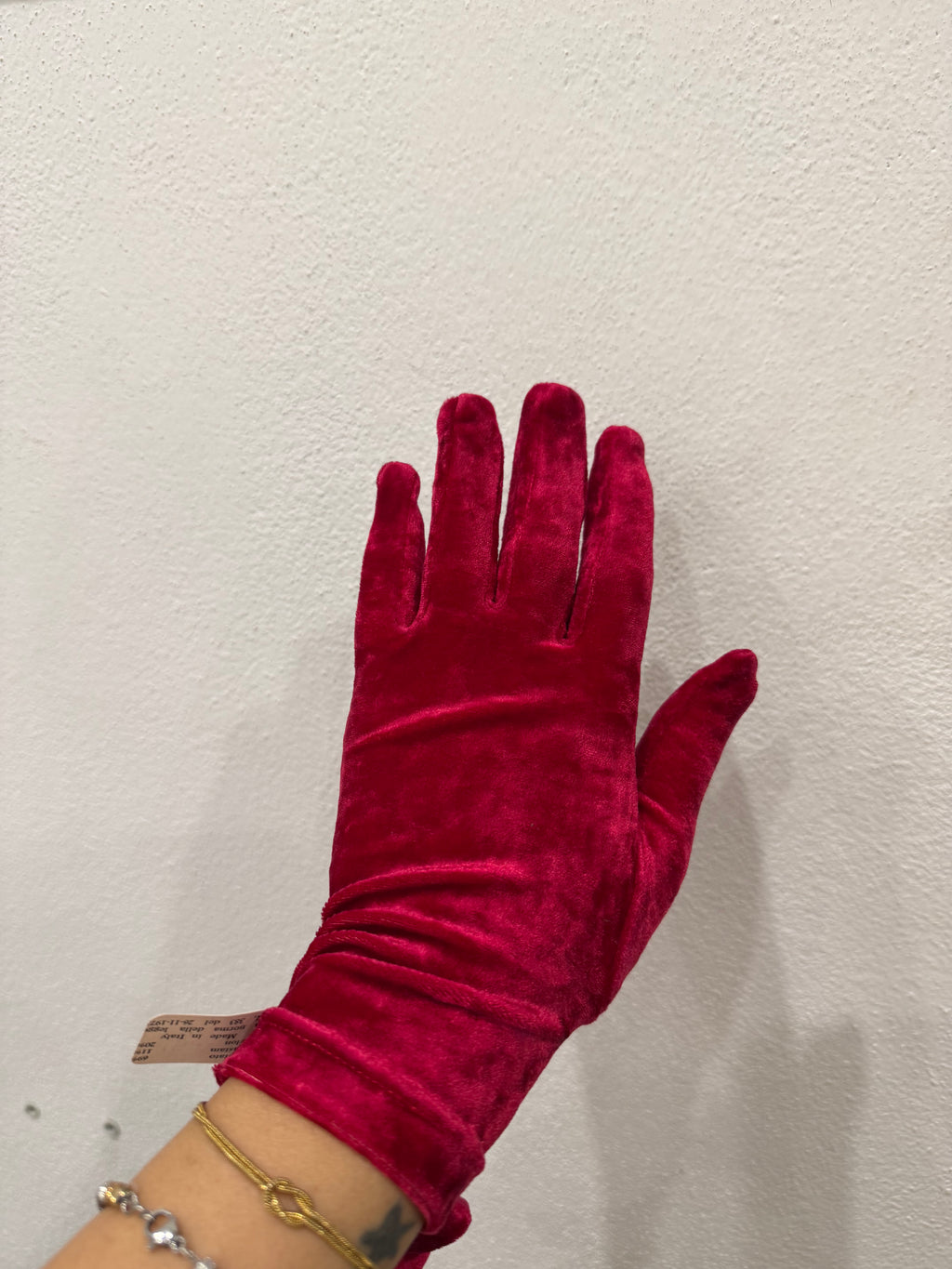 Emmesse® Glove